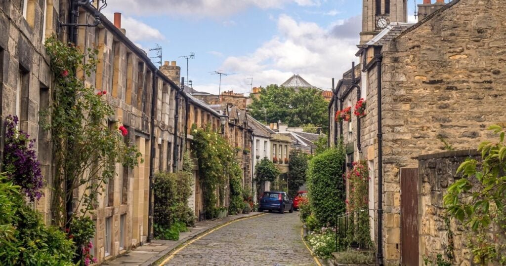 Guia: O que ver e fazer na cidade nova de Edimburgo 2 a street in new town, edinburgh, scotland