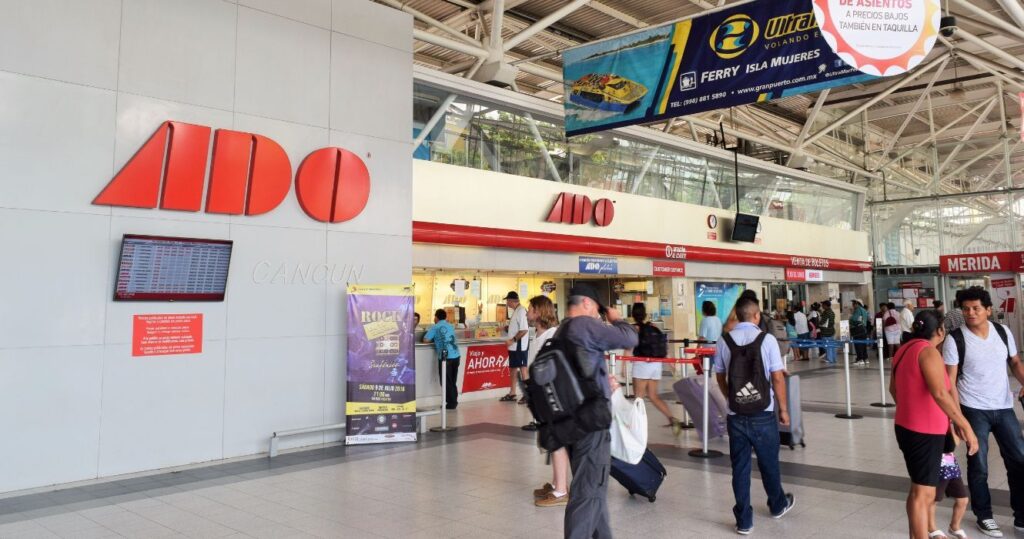 O ônibus ADO de Cancun para Tulum é a melhor maneira de viajar? 13 the ado bus station in cancun, mexico